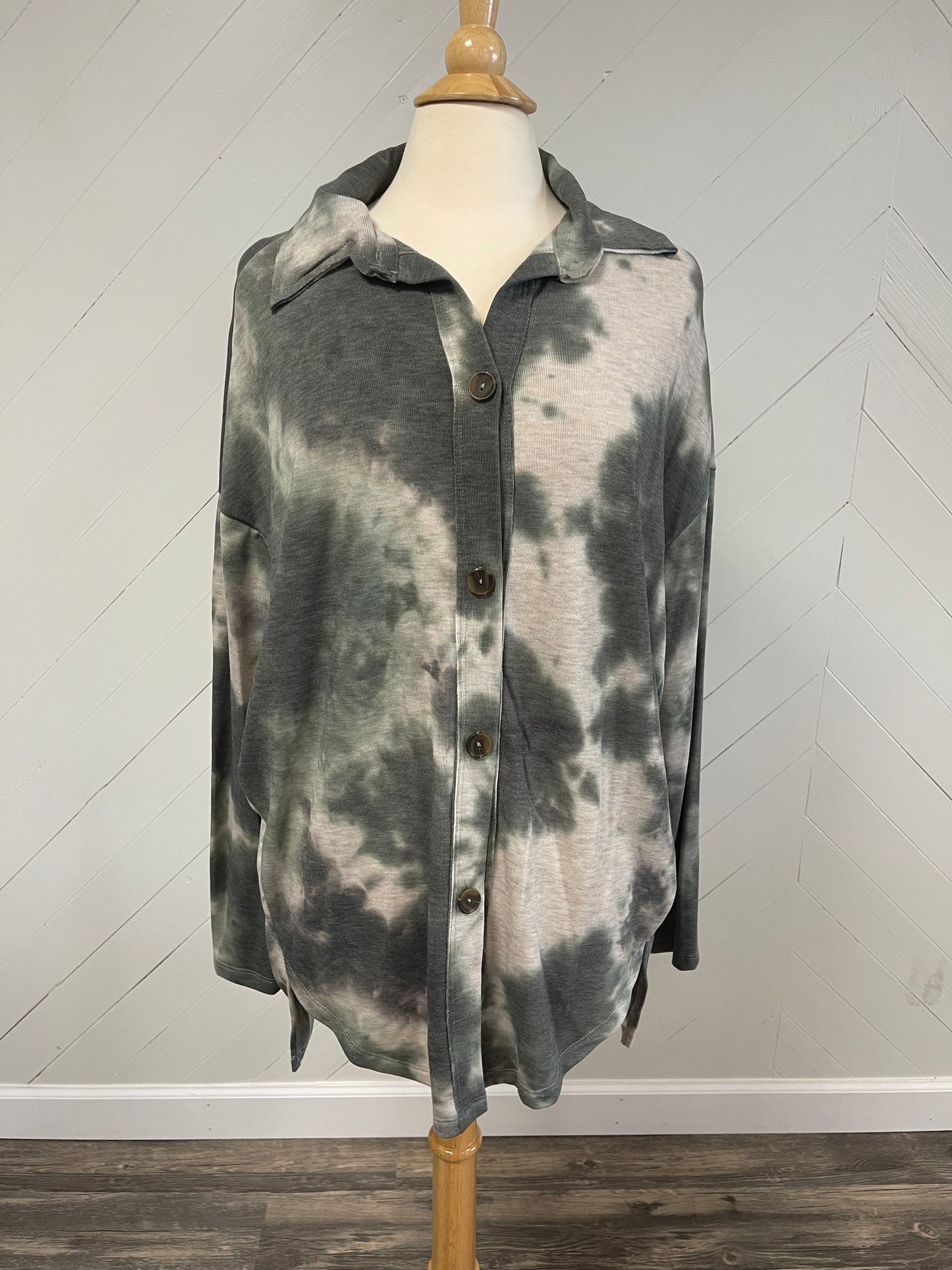 Vintage Green Tie-Dye Button-Down Tunic